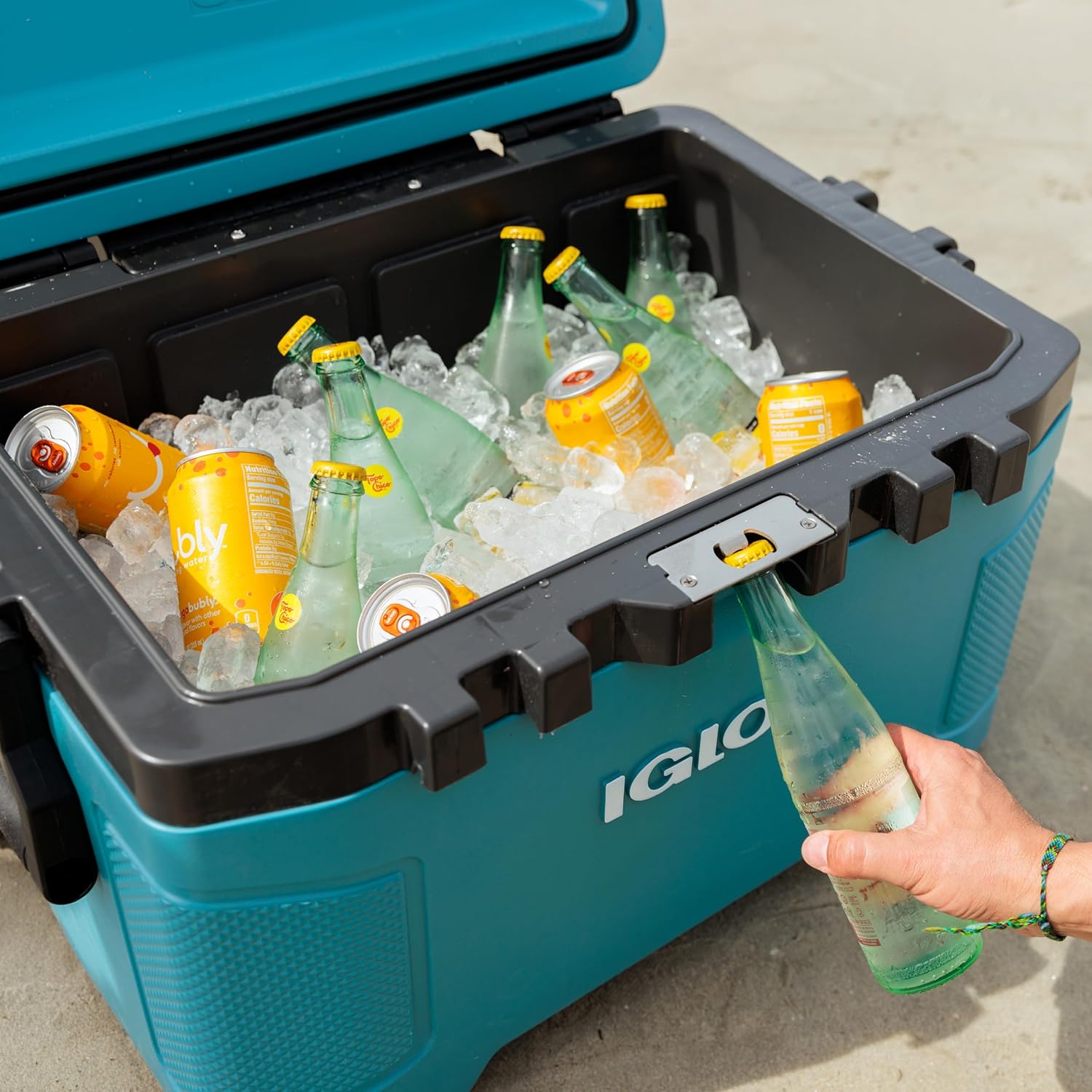 Trailmate 52Qt Wheeled Cooler