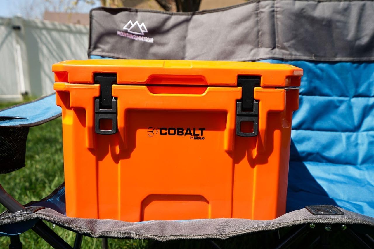 25 Quart Roto-Molded Super Ice Cooler